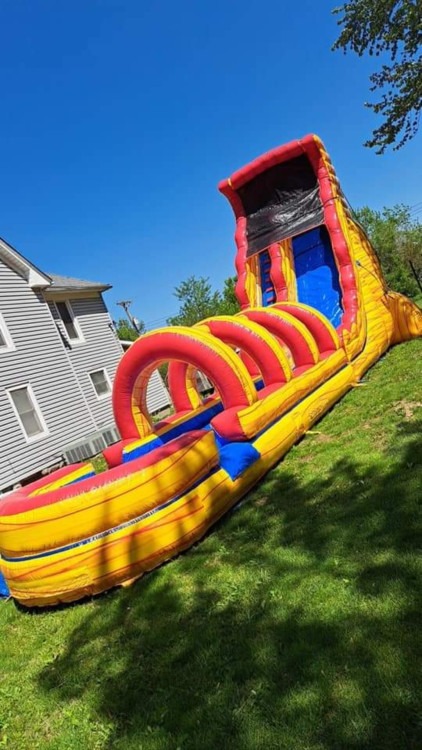 22'H Volcano Wet Screamer Slide with Slip n Slide